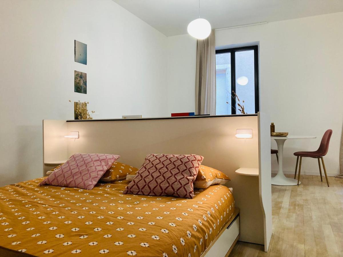 Serene Sixteen - Valence Centre Ville Екстер'єр фото