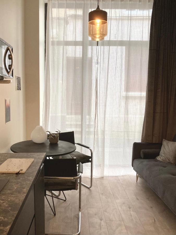 Serene Sixteen - Valence Centre Ville Екстер'єр фото